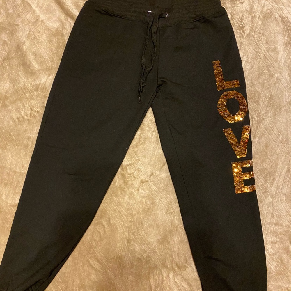 Prestige love joggers
